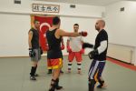 25 Şubat 2013 Muay Thai Dersinden Görüntüler resim #8   <a href="userfiles/1/2013-02-25_21.42.55.jpg" class="org_resim_indir" target="_blank" >Orjinal Resim</a>